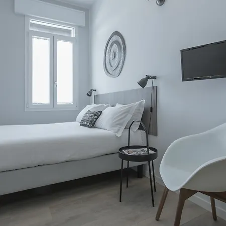 Erik Langer House 3*