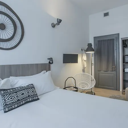 Erik Langer House 3*