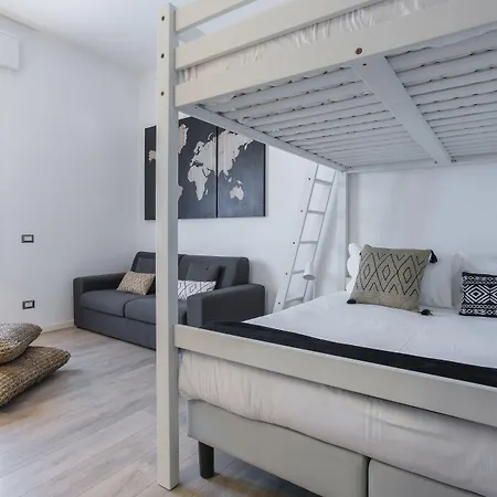 Erik Langer House 3* Padua